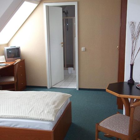 Pension & Cafe Am Kraehenberg Halle  외부 사진