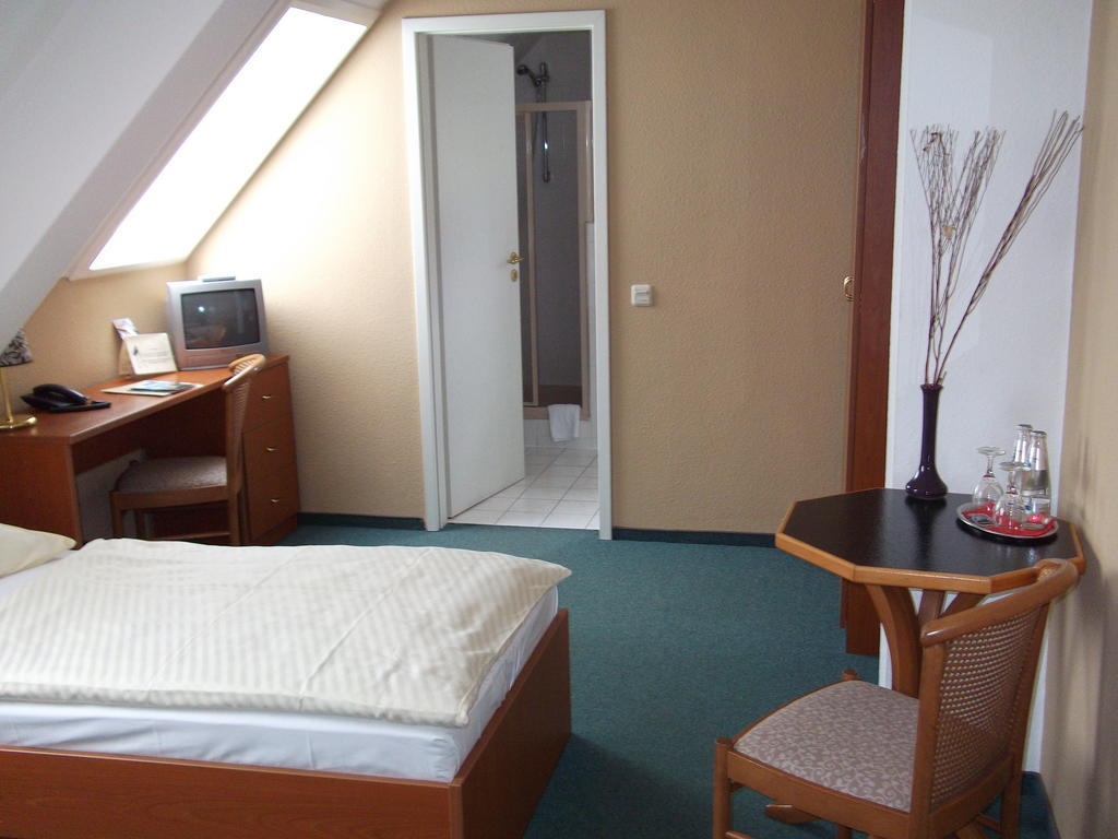 Pension & Cafe Am Kraehenberg Halle  외부 사진