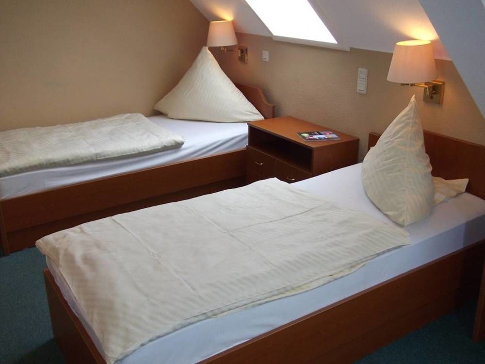 Pension & Cafe Am Kraehenberg Halle  외부 사진