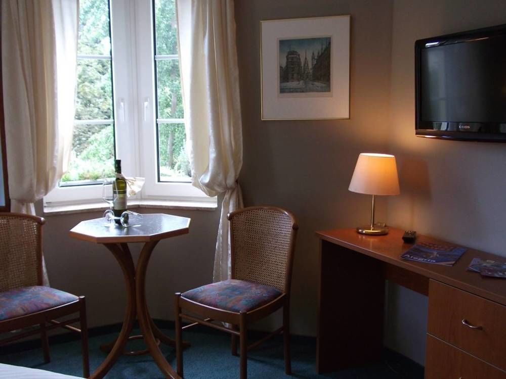 Pension & Cafe Am Kraehenberg Halle  외부 사진